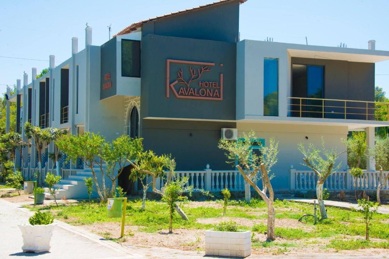 Kavalona Park Hotel Vlore Bagian luar foto