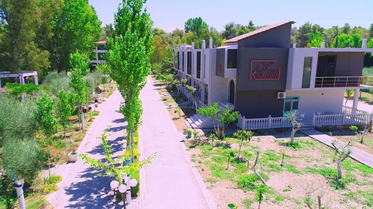 Kavalona Park Hotel Vlore Bagian luar foto