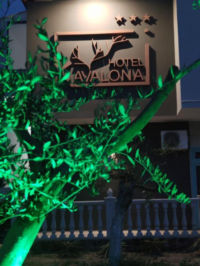 Kavalona Park Hotel Vlore Bagian luar foto