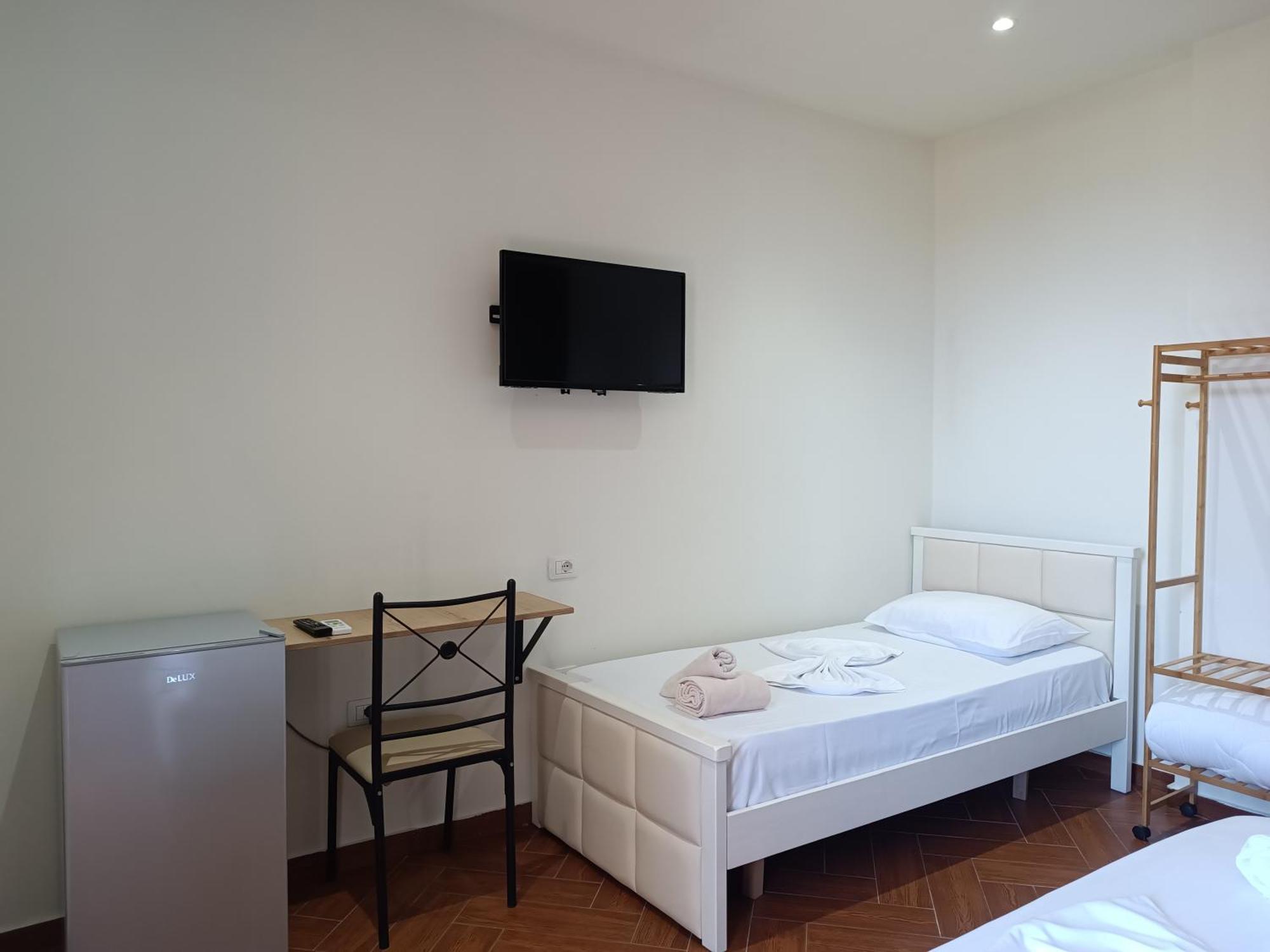 Kavalona Park Hotel Vlore Ruang foto