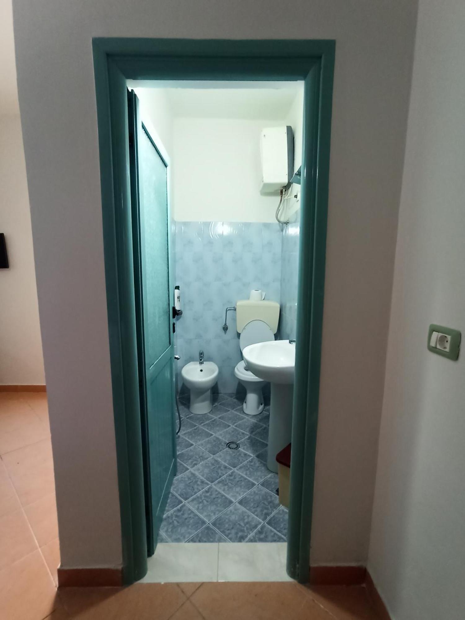 Kavalona Park Hotel Vlore Ruang foto