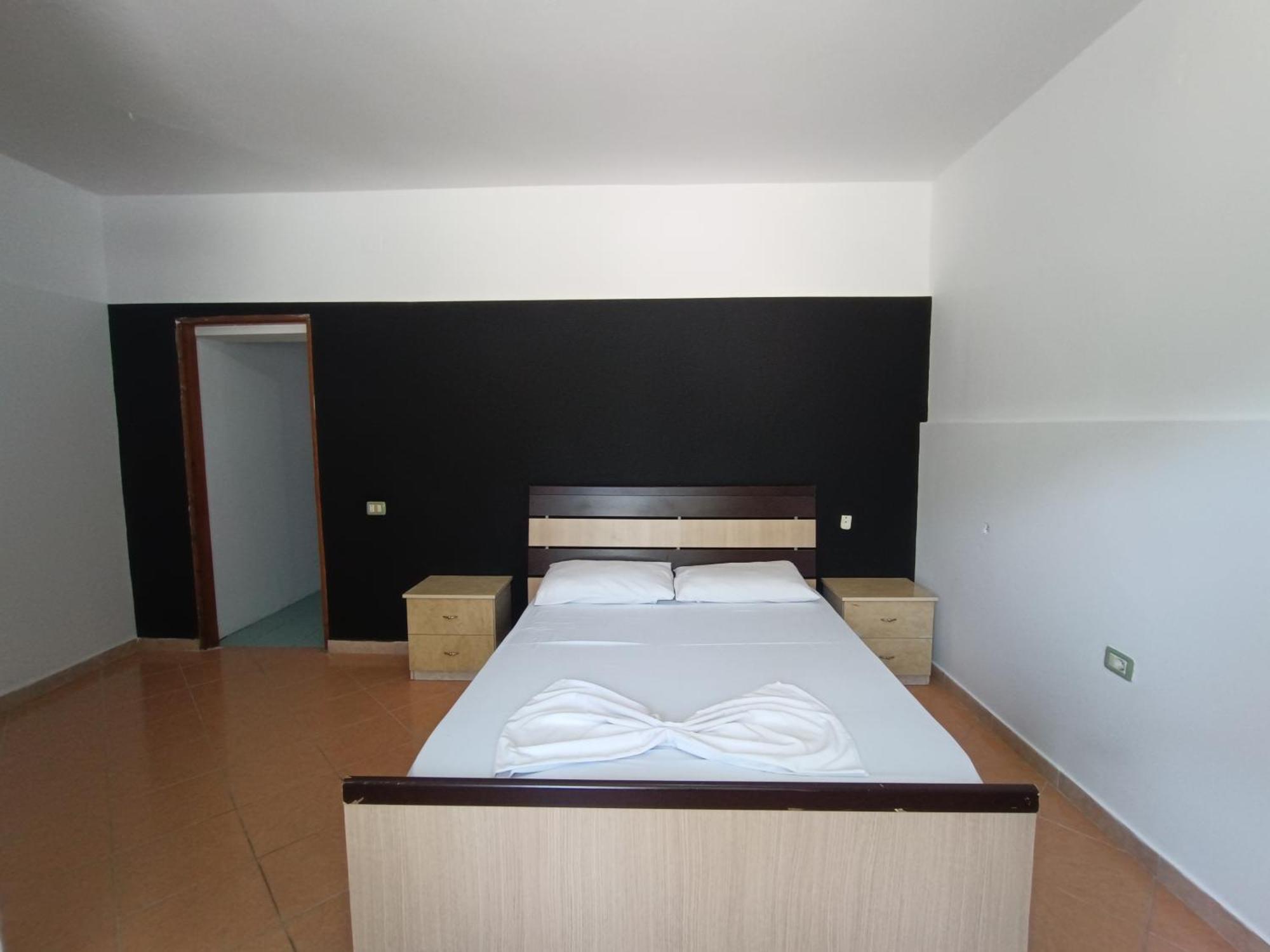 Kavalona Park Hotel Vlore Ruang foto